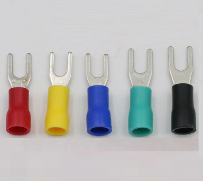 ĐẦU COS CHỮ Y BỌC NHỰA SV 1.25-3